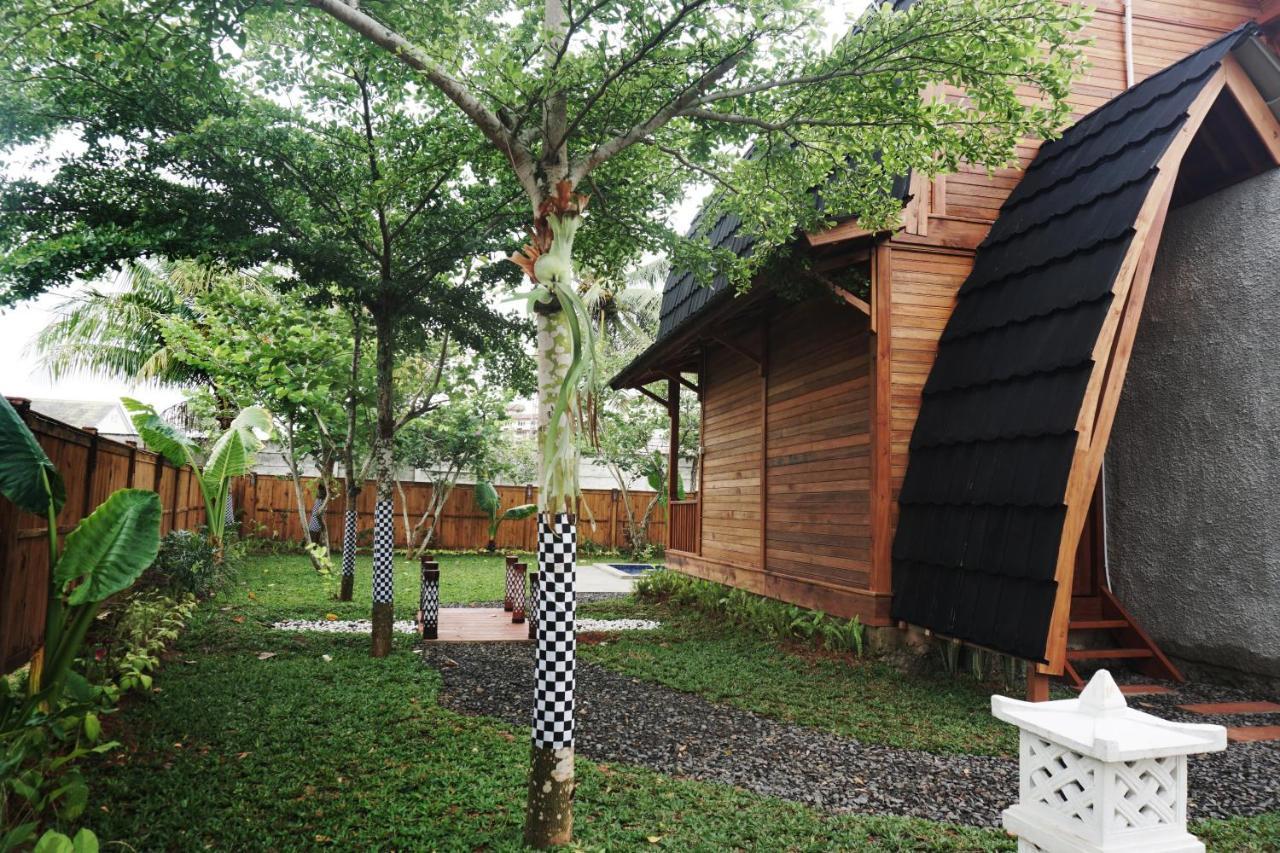 Collection O 9 Villa Ubud Anyer Exterior photo